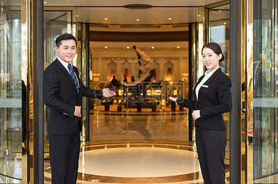 酒店管理大堂经理的教育咨询服务 专业成长与职业发展的关键支持